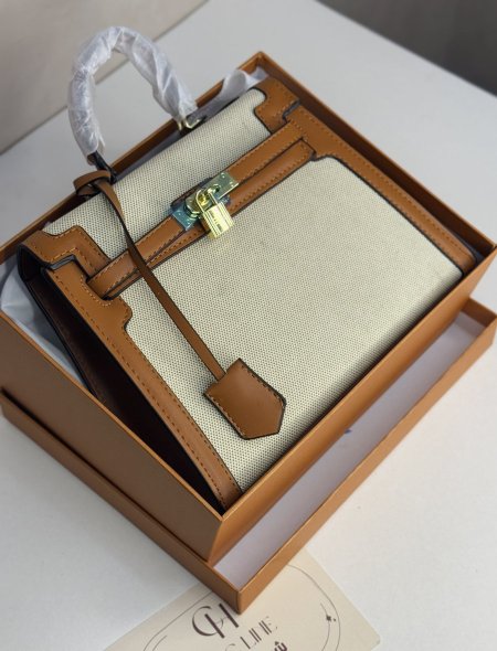 شنطة HERMES  (25cm)  /لون البيج والعسلي (مختومة ومع علبة)